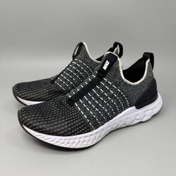 Size 8.5 Nike Womens React Phantom Run Flyknit 2 Oreo Slip On Running Shoes - Picture 3 of 9
